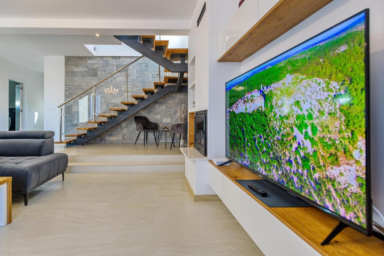 Luxury Stone Villa With Pool - Brisevo Exterior foto